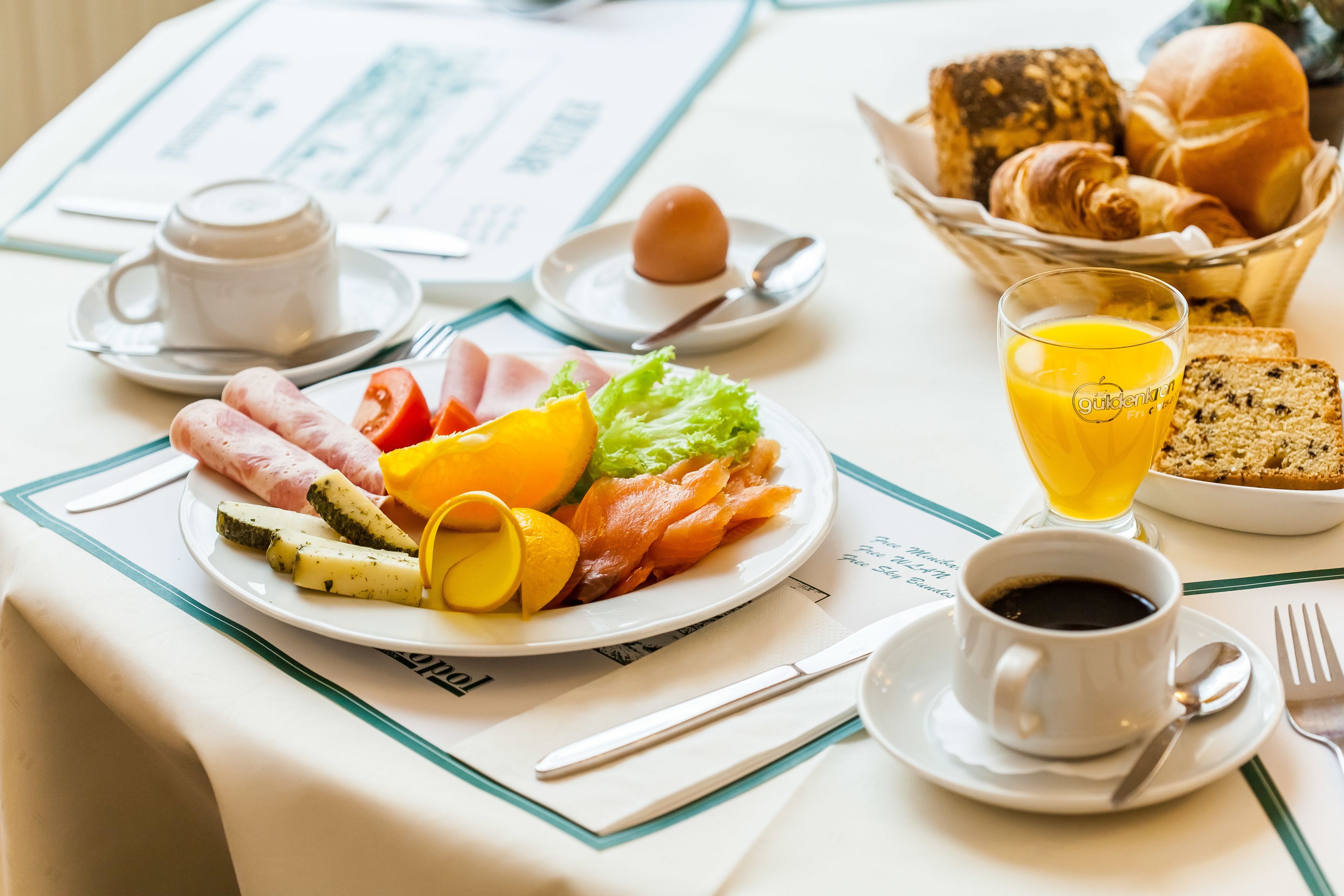 Photo - Hotel Monopol - Central Station