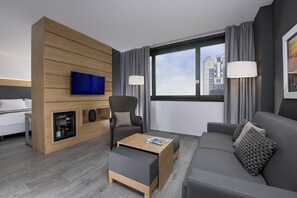 Sviitti, 1 suuri parisänky ja vuodesohva | Huoneen varustelu