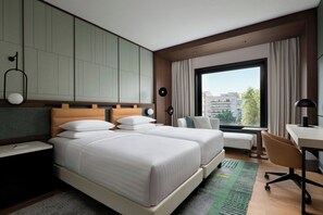 1 bedroom, premium bedding, down duvets, minibar