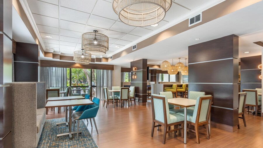 Hampton Inn Fort Myers-Airport & I-75