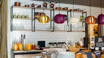 Sudah termasuk sarapan prasmanan