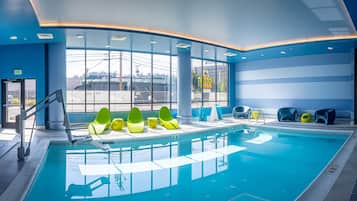 Indoor pool, pool loungers