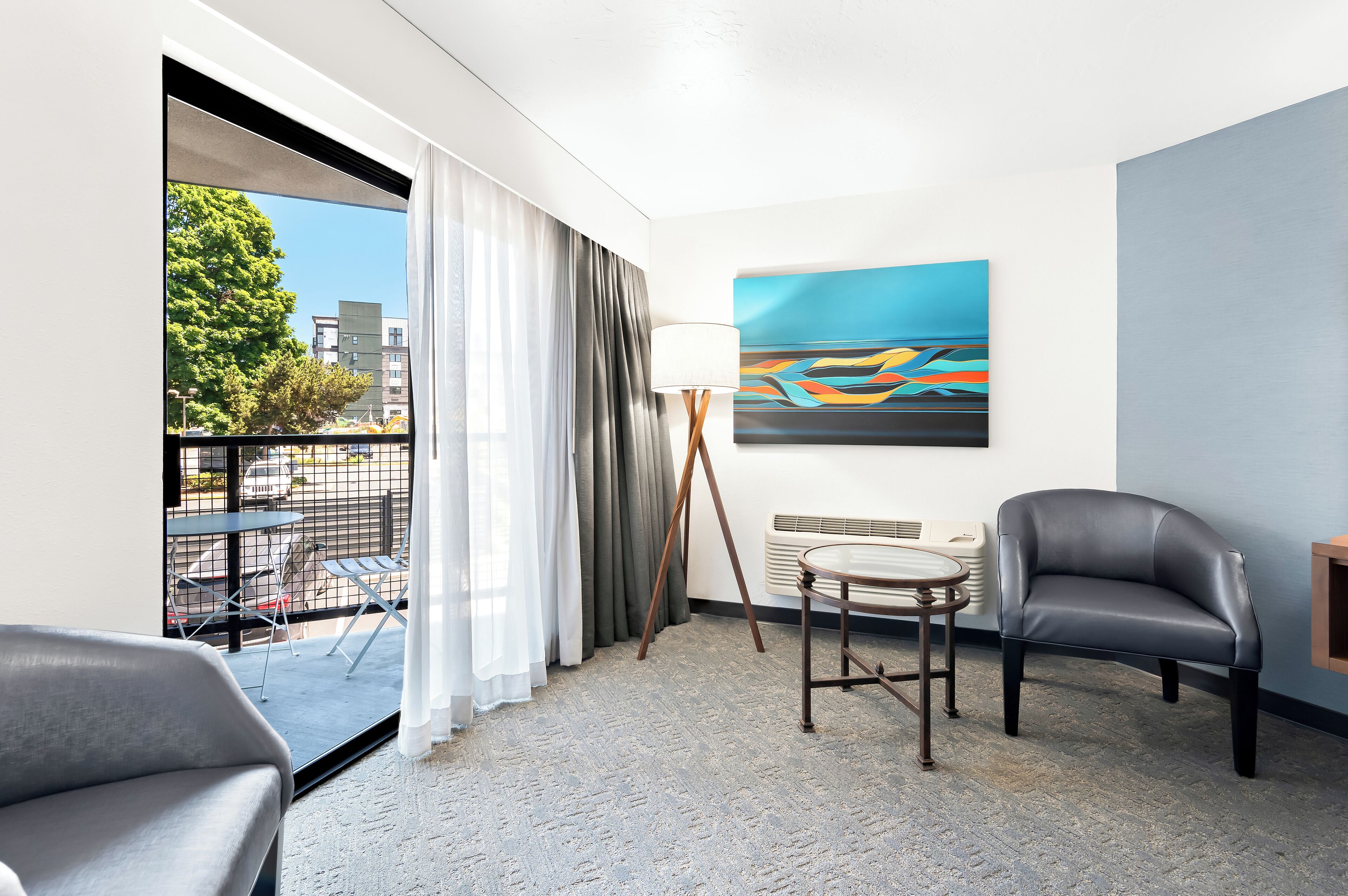 standard room, 1 king bed | 1 bedroom, desk, blackout curtains, free wifi