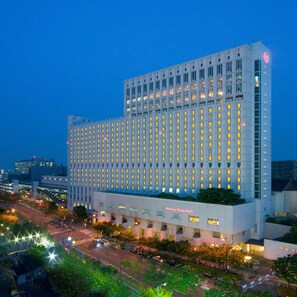 Front of property – evening/night - Sheraton Miyako Hotel Osaka (Osaka)