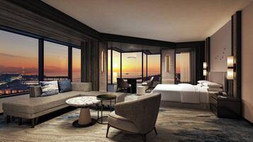 Down comforters, in-room safe, desk, blackout drapes