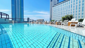 Indoor pool, outdoor pool