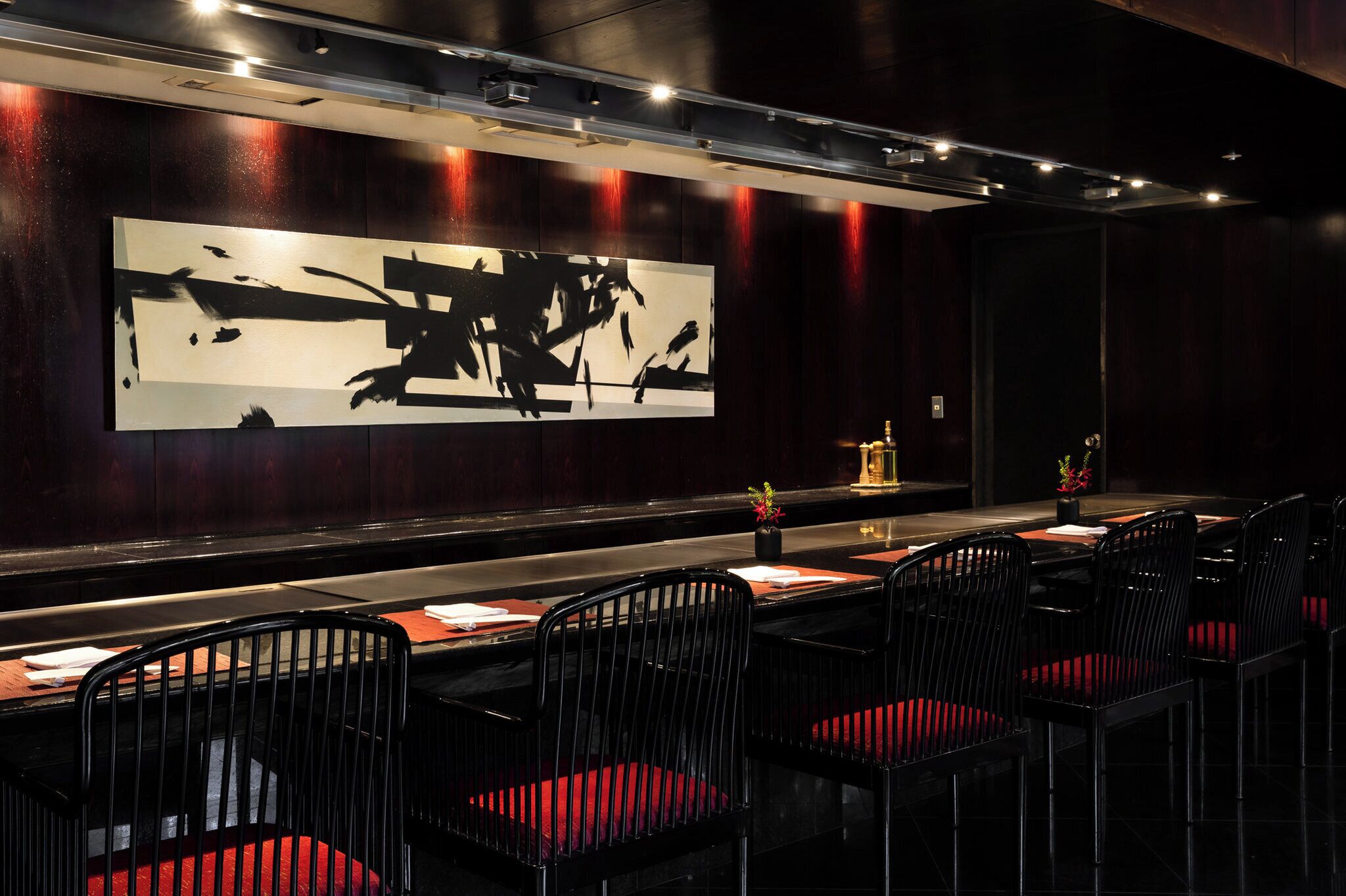 breakfast, lunch, dinner served; international cuisine