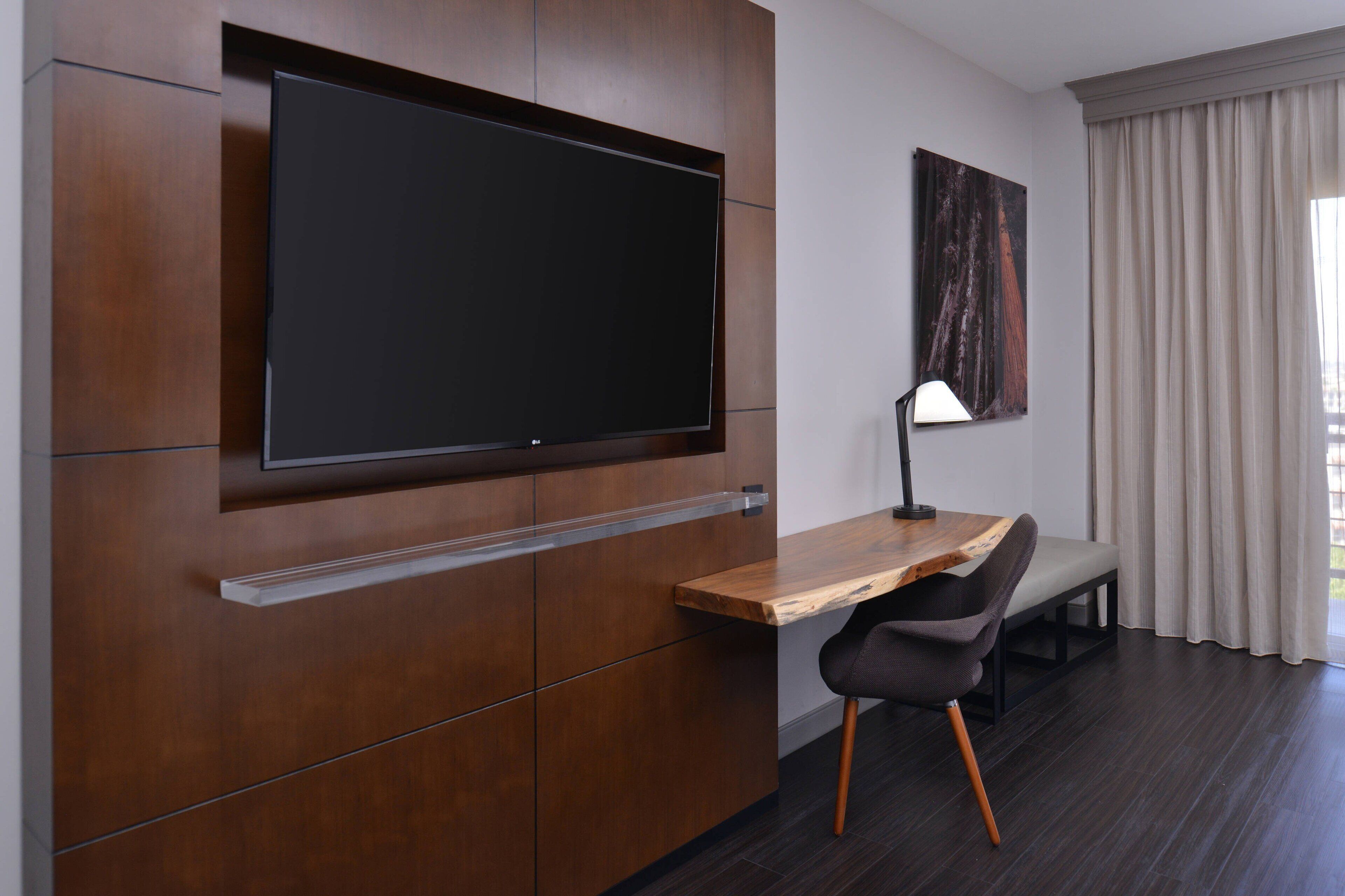 egyptian cotton sheets, premium bedding, down duvets, pillow-top beds