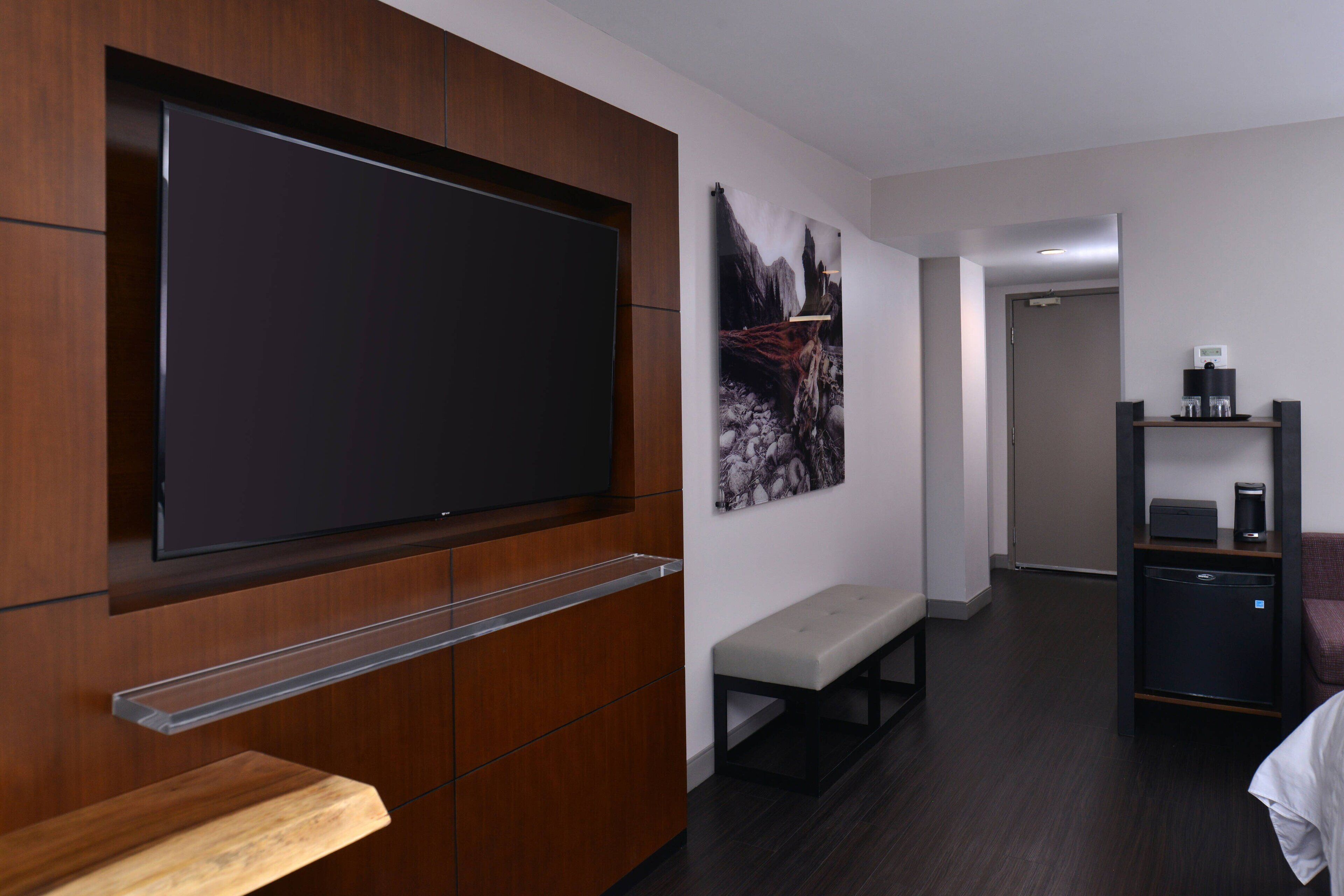 egyptian cotton sheets, premium bedding, down duvets, pillow-top beds