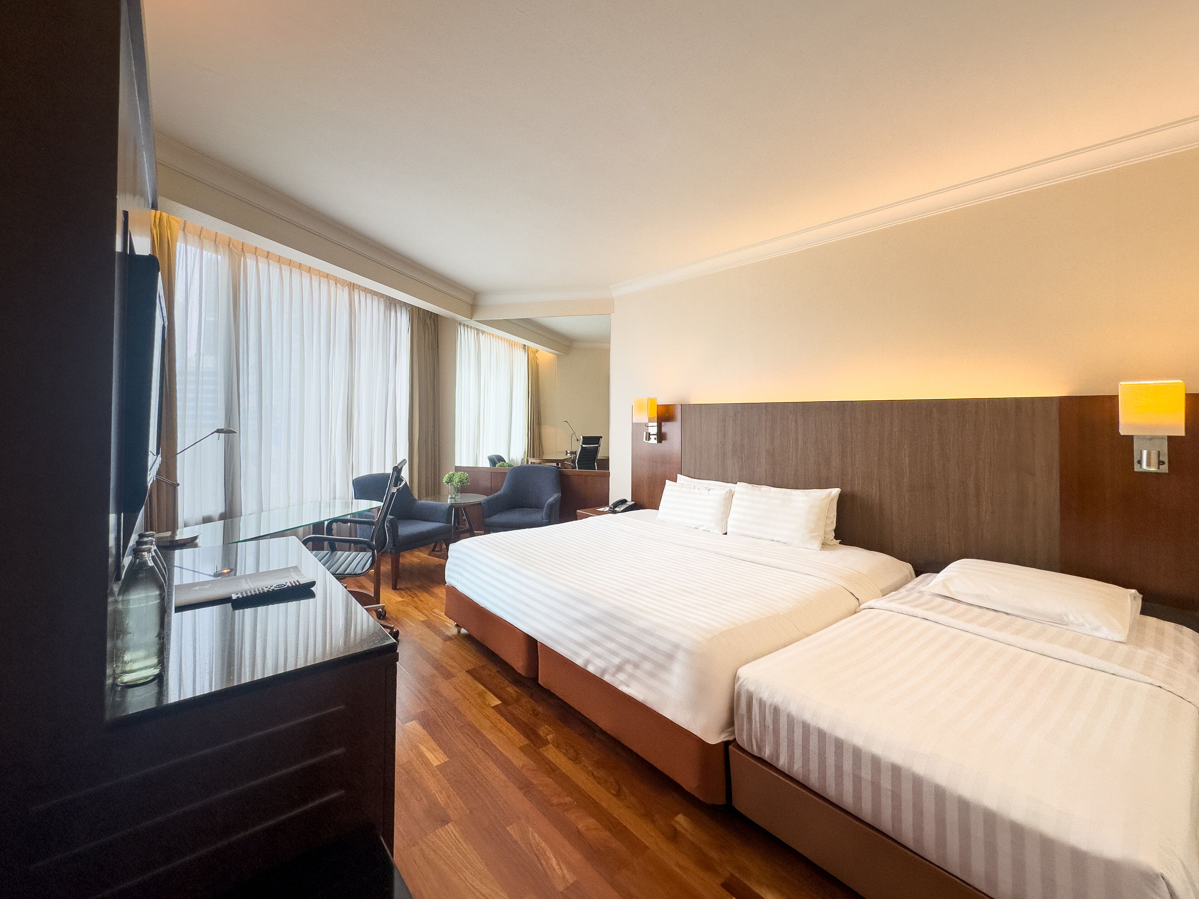 Deluxe Triple | In-room safe, laptop workspace, blackout curtains, iron/ironing board