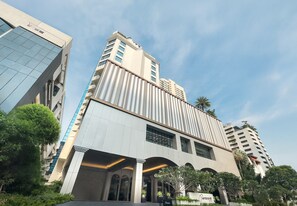 Fachada de la propiedad