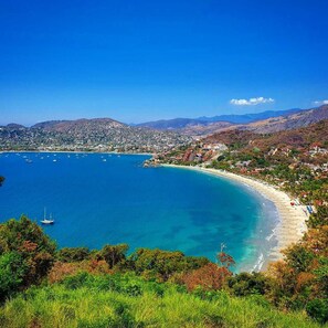 Point of interest - La Casa Que Canta (Zihuatanejo)