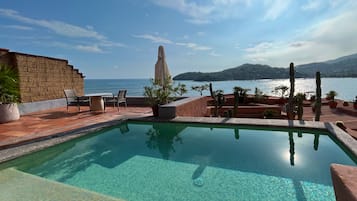 Mexico Lindo Signature Suite | Terrace/patio