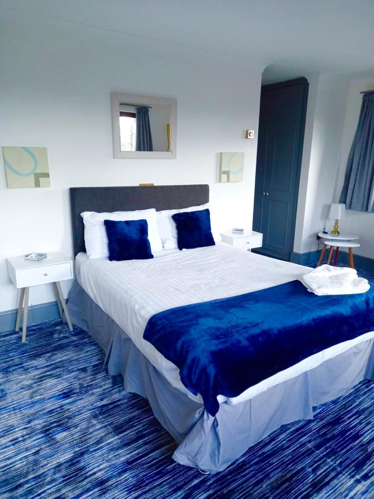 Desk, iron/ironing board, free WiFi, bed sheets