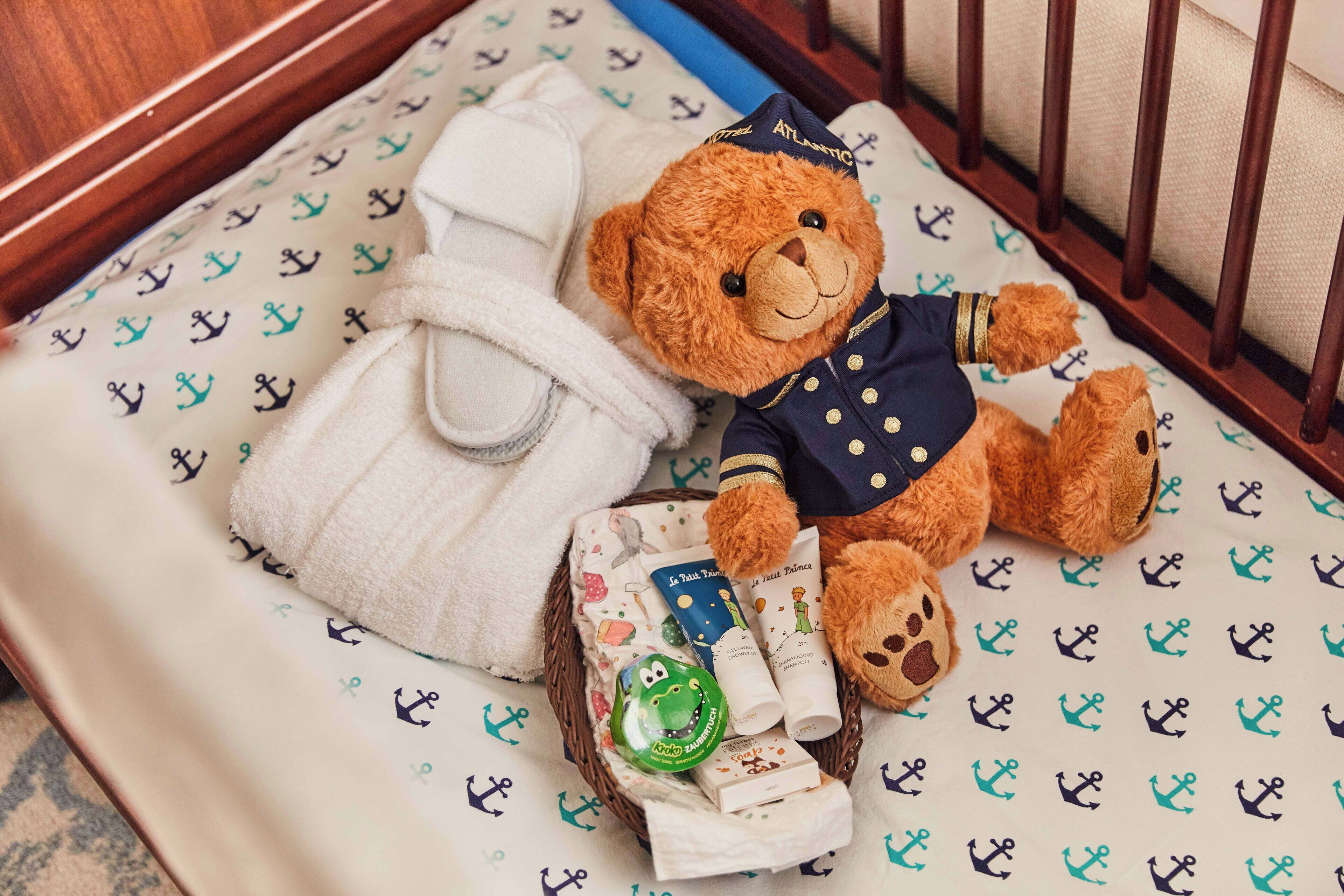 superior room, 1 king bed | children’s theme room