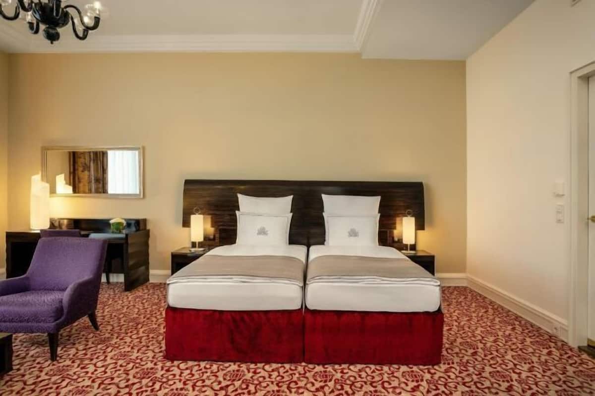 1 bedroom, premium bedding, pillowtop beds, minibar