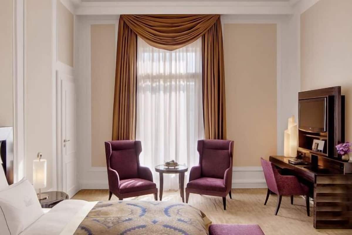 1 bedroom, premium bedding, pillowtop beds, minibar