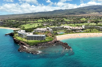 View from property looking out at Sheraton Maui Resort & Spa