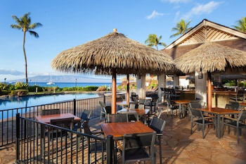 5 restaurants, breakfast served at Sheraton Maui Resort & Spa