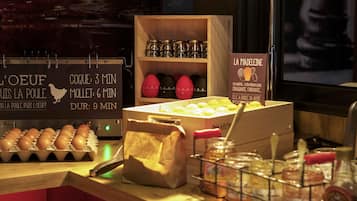 Daily buffet breakfast (EUR 13.90 per person)