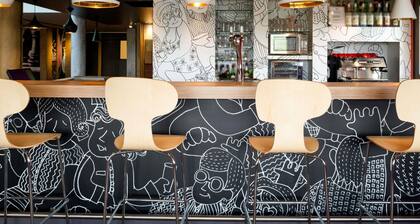 ibis Pau Lescar