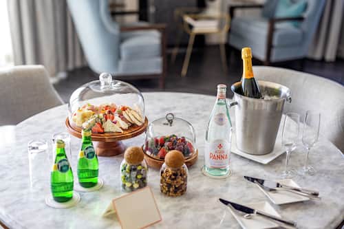 Room service – dining