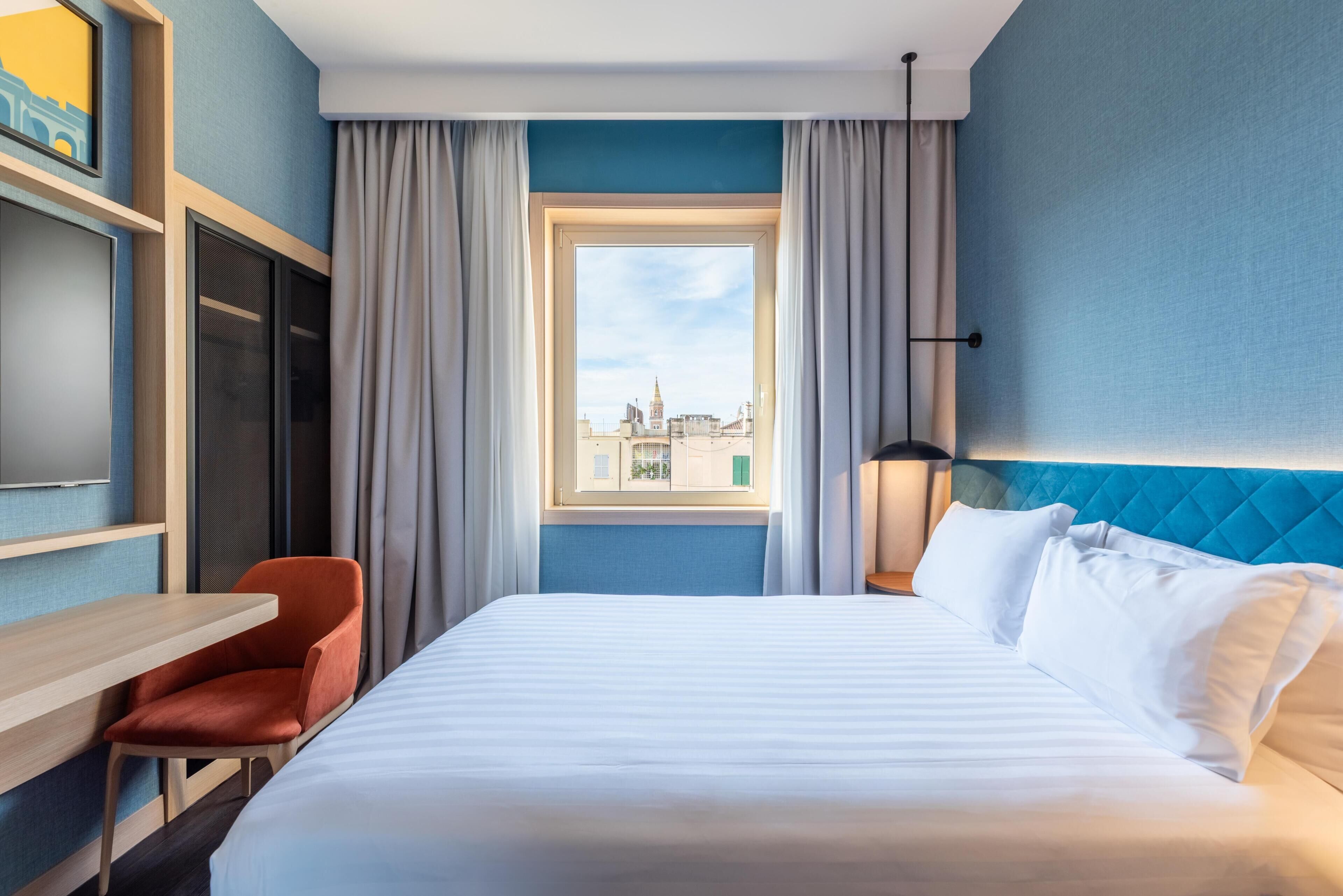 Premium bedding, minibar, in-room safe, desk