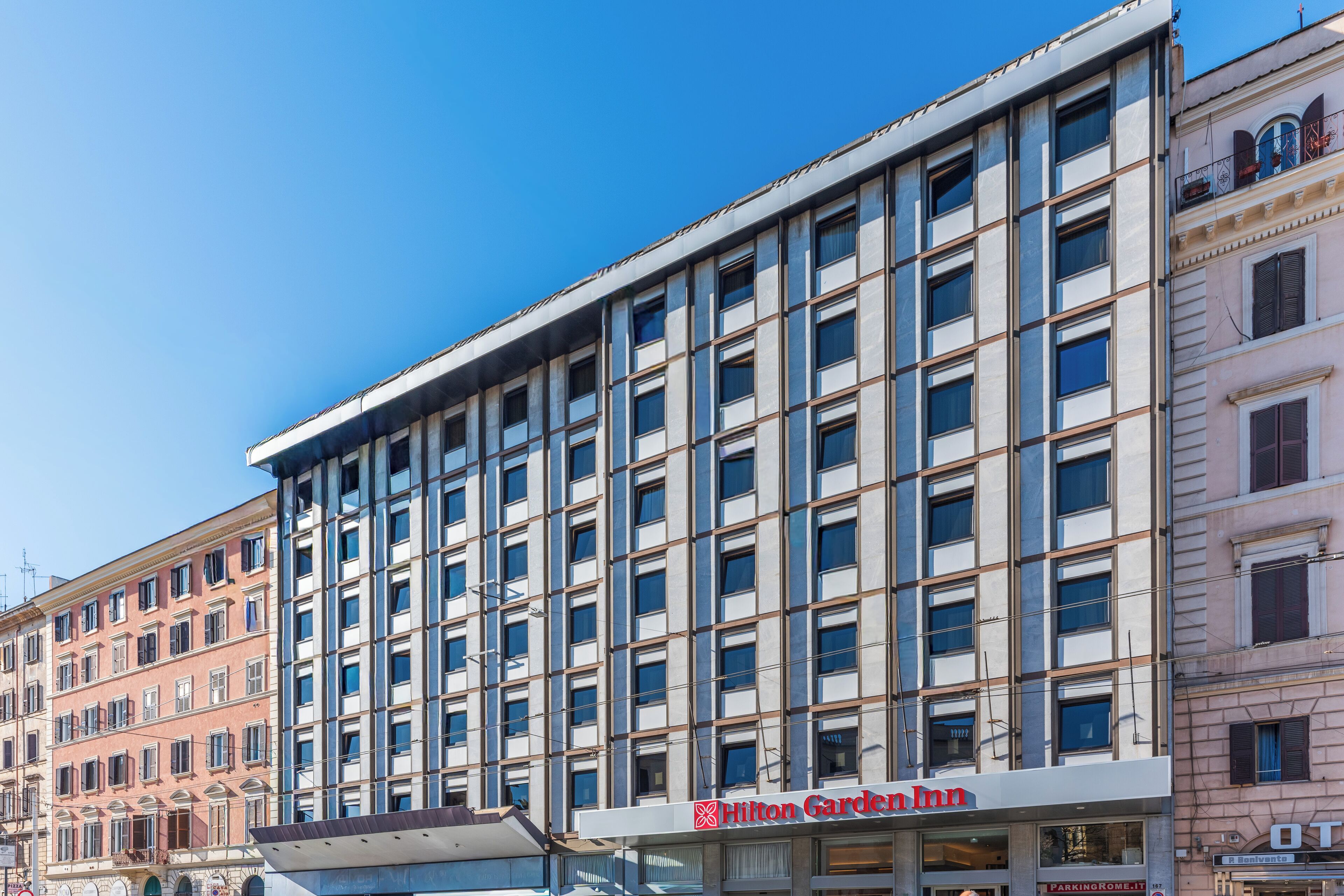 واجهة المنشأة