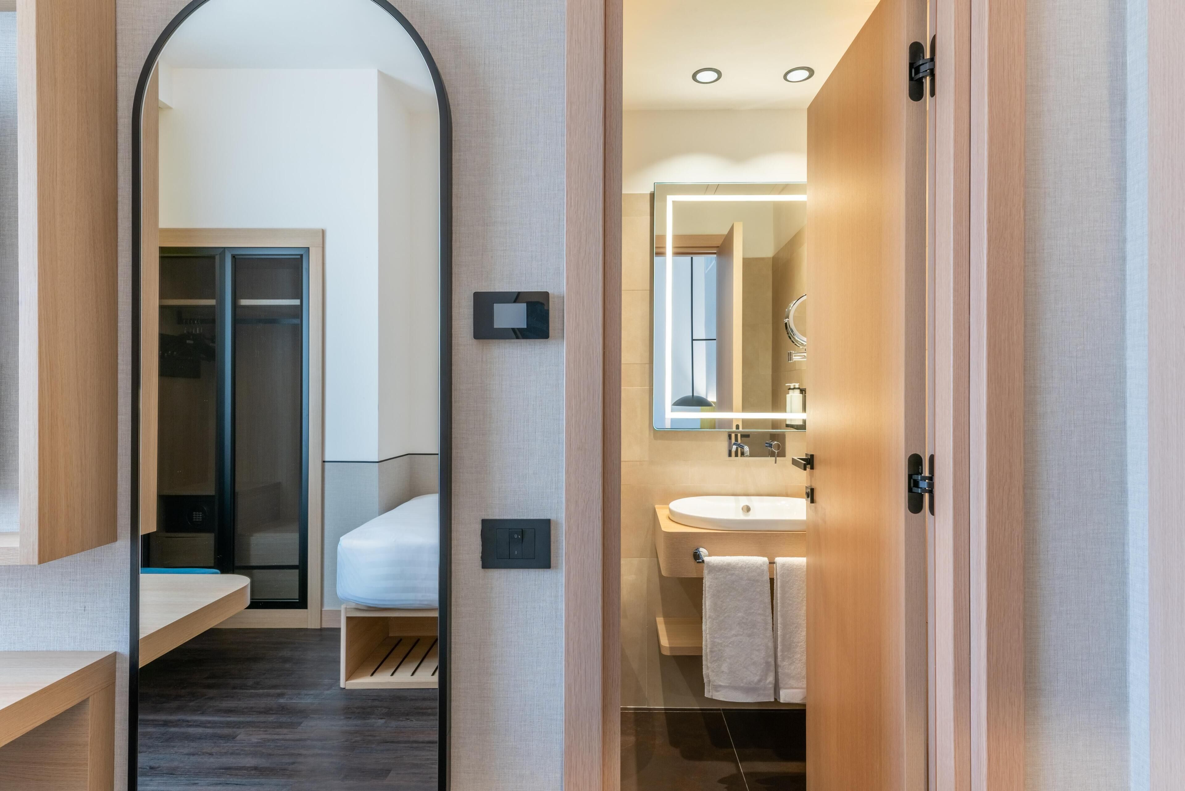 Photo - Hilton Garden Inn Rome Colosseum Hotel