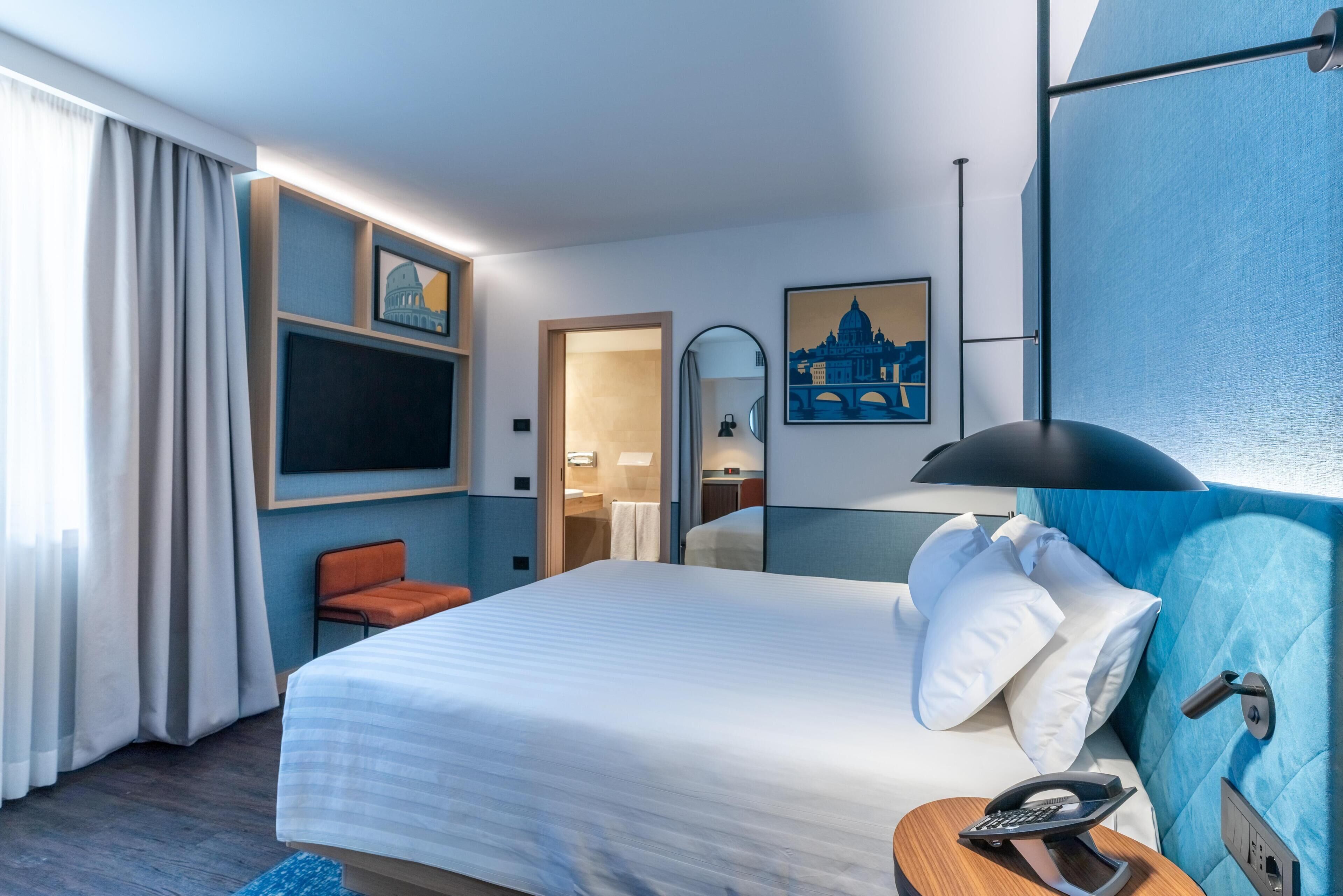 Premium bedding, minibar, in-room safe, desk