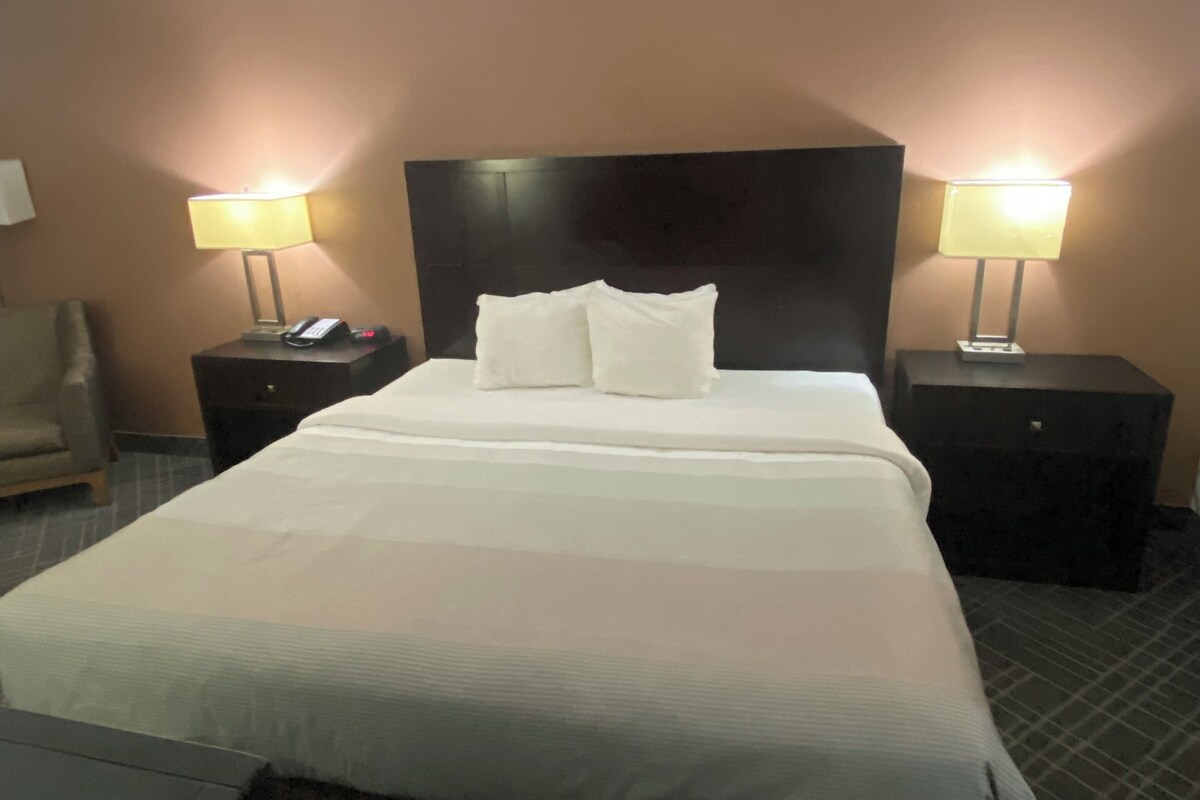 In-room safe, desk, laptop workspace, blackout drapes