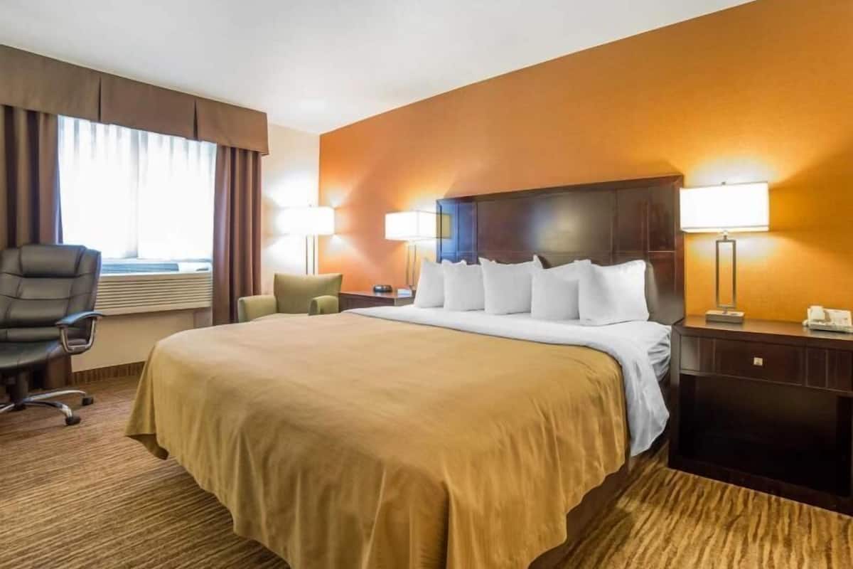 In-room safe, desk, laptop workspace, blackout curtains