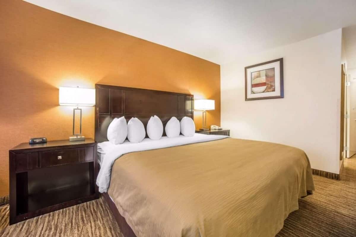 In-room safe, desk, laptop workspace, blackout curtains