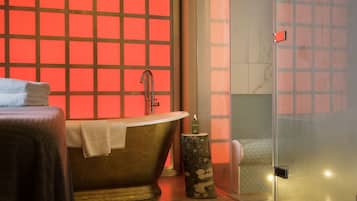 Suite Luxe | Salle de bain | Sèche-cheveux