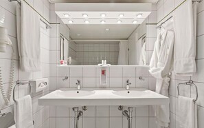 Haartrockner, Handtücher