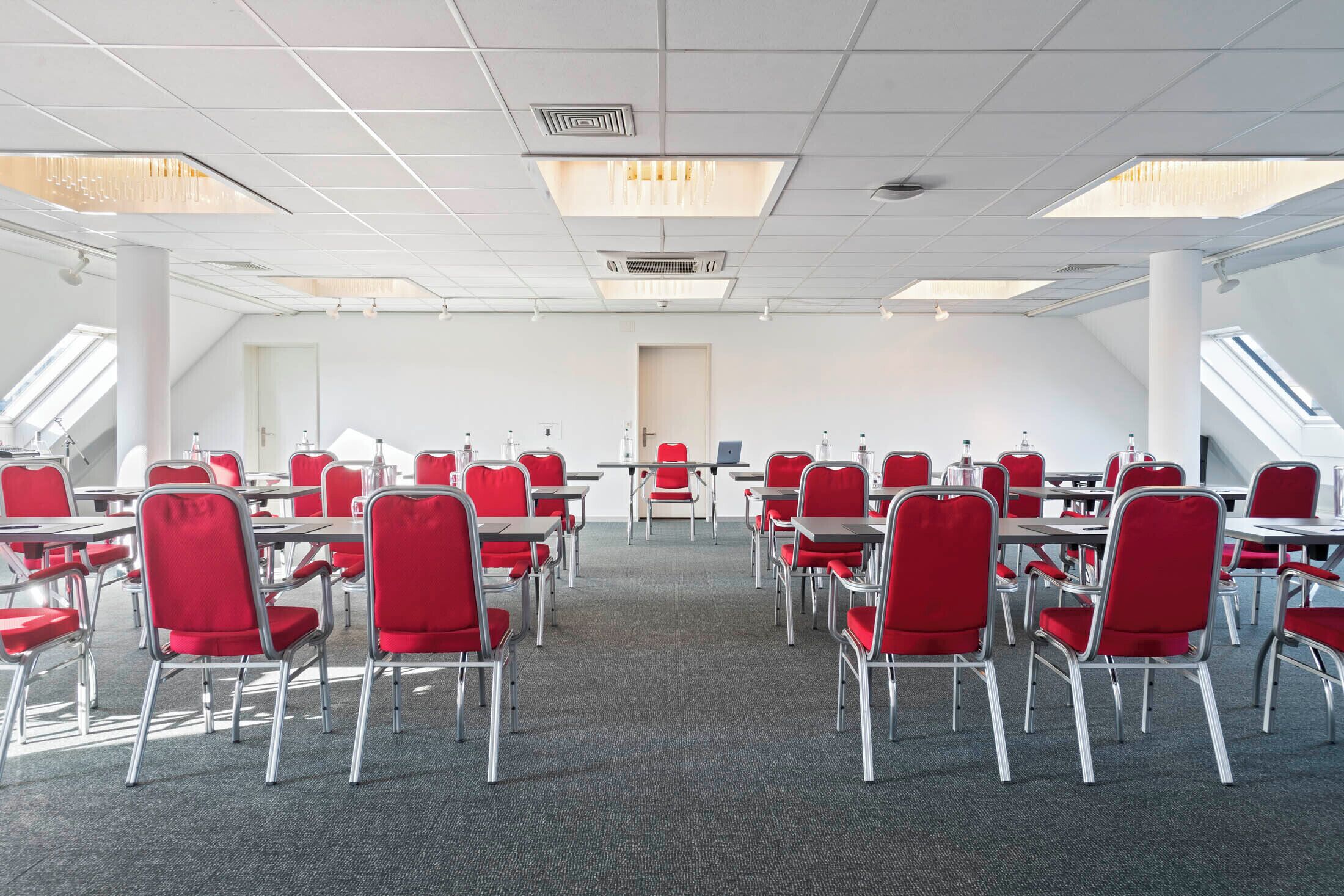 Foto - Hotel Conti Dietikon