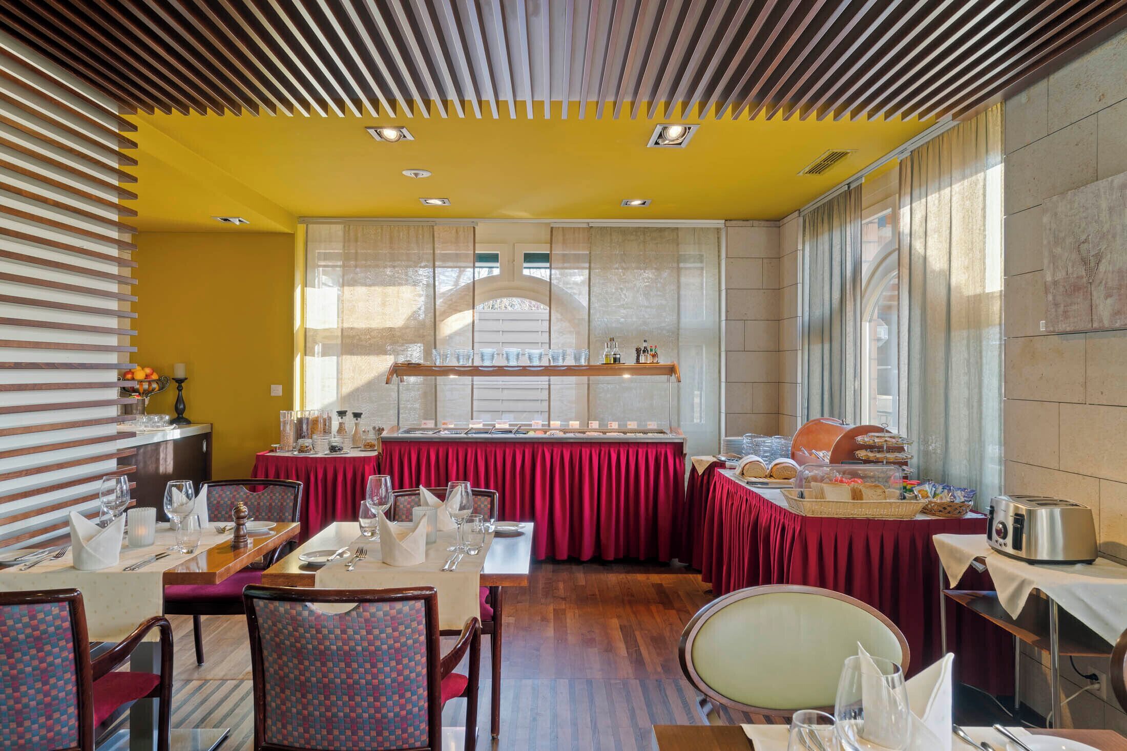 Foto - Hotel Conti Dietikon