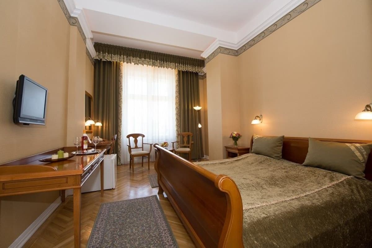 In-room safe, free cots/infant beds, free WiFi