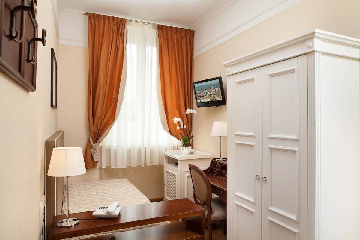 Minibar, in-room safe, desk, soundproofing