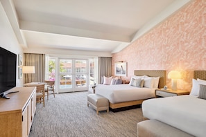 Junior Studio Suite, 2 Queen Beds | Premium bedding, pillow-top beds, in-room safe, desk