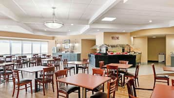 Free daily buffet breakfast
