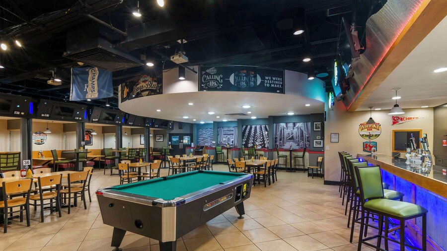 Best Western Plus Kansas City Sports Complex Hotel