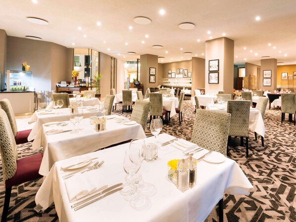 2 restaurants, Asian cuisine