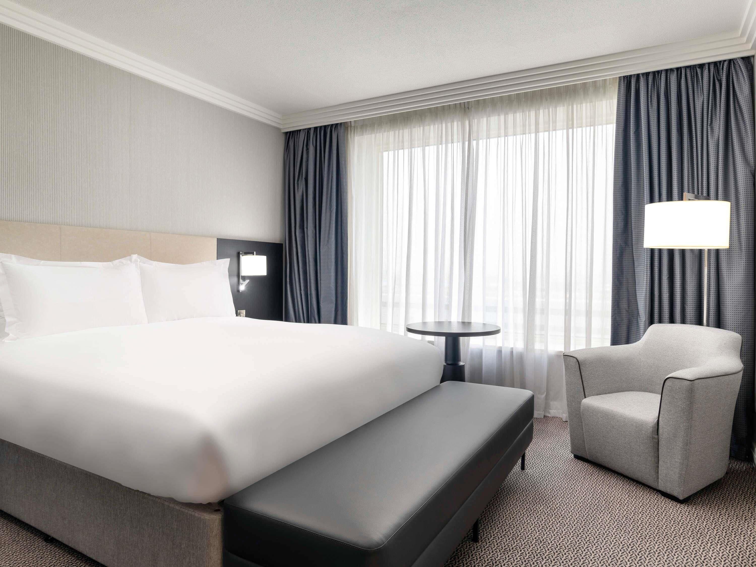 Superior Room, 1 Queen Bed | 1 bedroom, Egyptian cotton sheets, premium bedding, Select Comfort beds