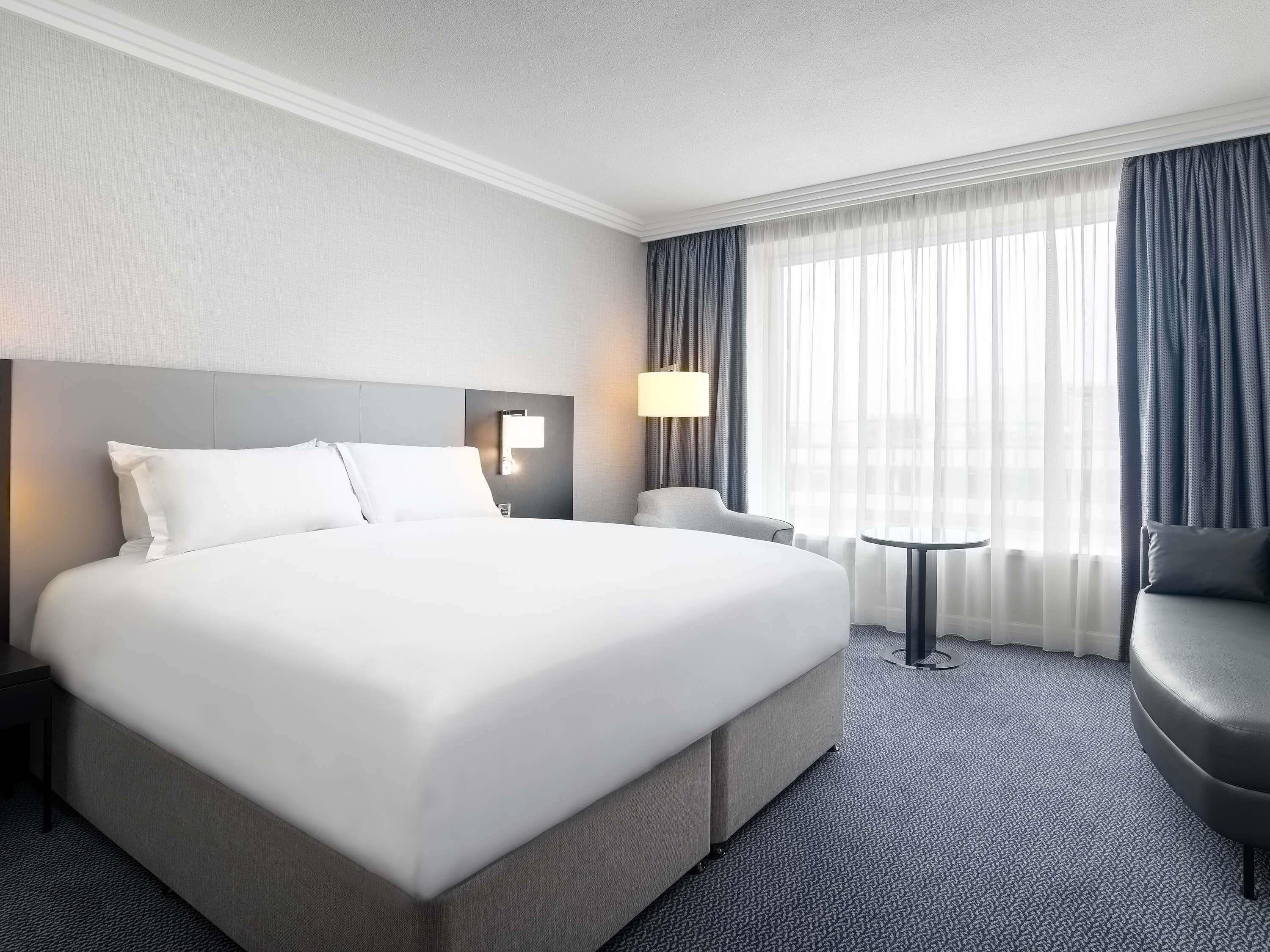 Classic Room, 1 Queen Bed | 1 bedroom, Egyptian cotton sheets, premium bedding, Select Comfort beds