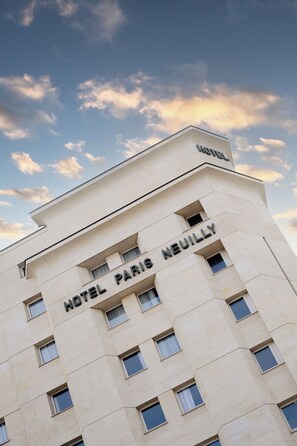 Exterior - Hotel Paris Neuilly (Neuilly-sur-Seine)