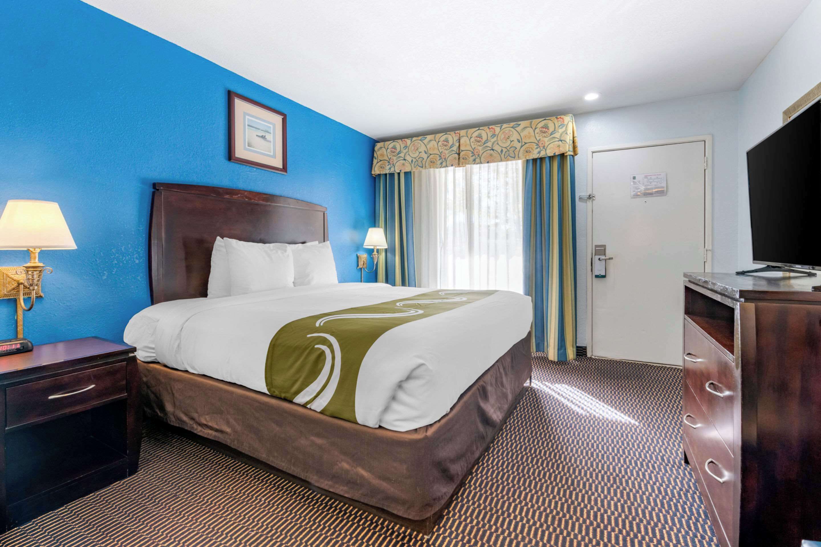 Photo - Quality Inn Sarasota North Near Lido Key Beach