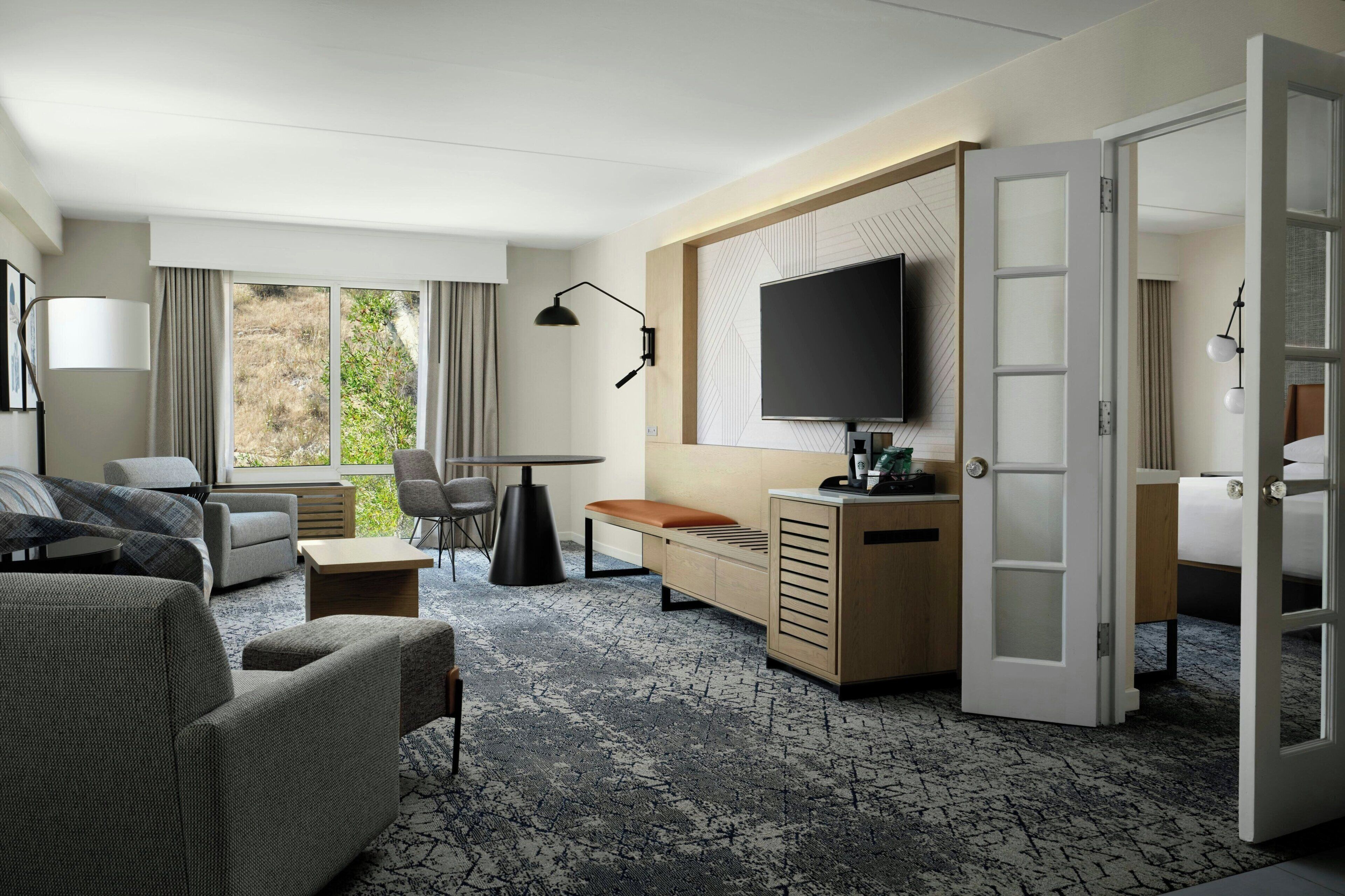Executive-Suite, 1 Schlafzimmer, Bergblick | Wohnzimmer