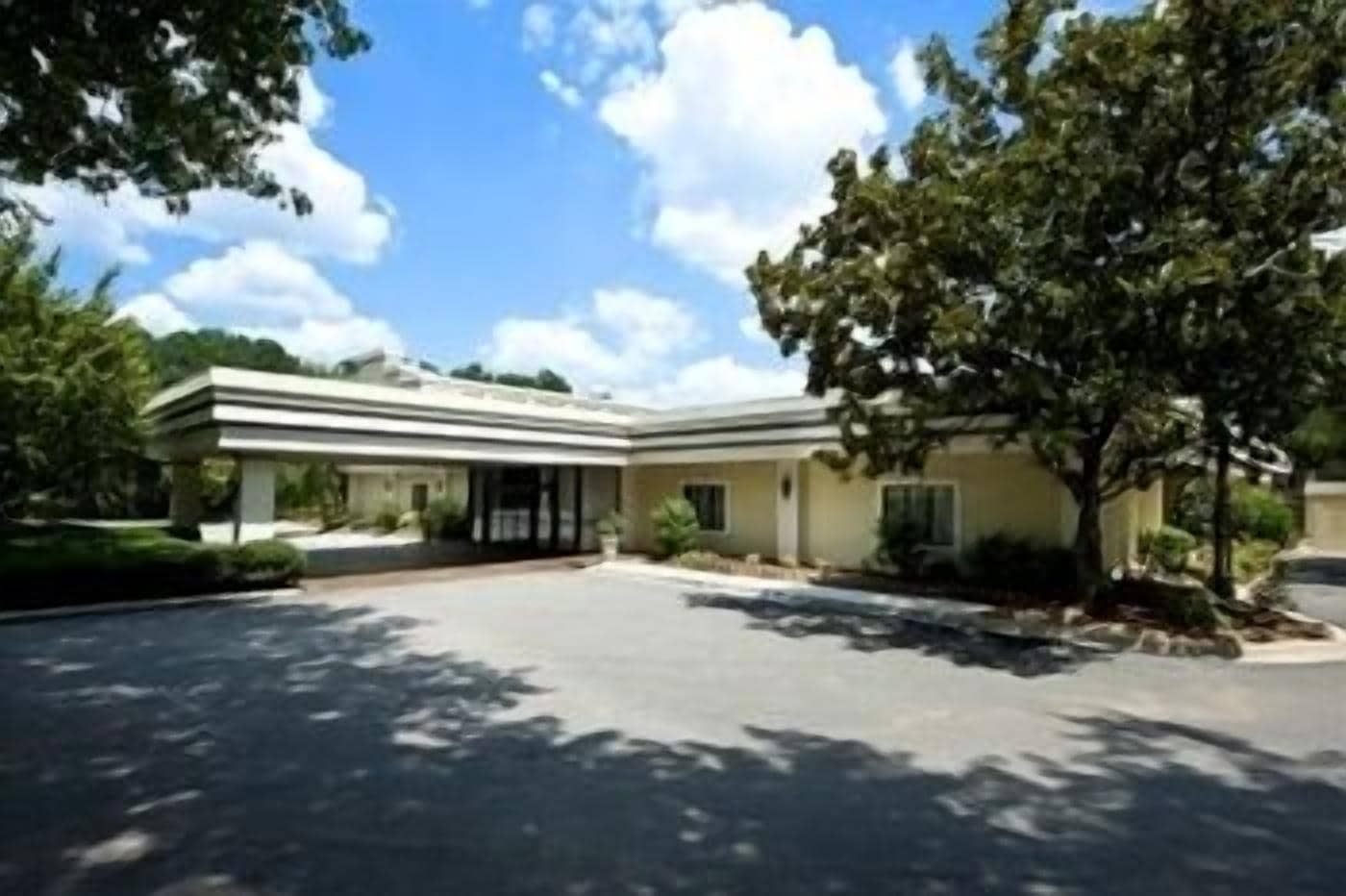 Photo - Budgetel Inn & Suites Atlanta