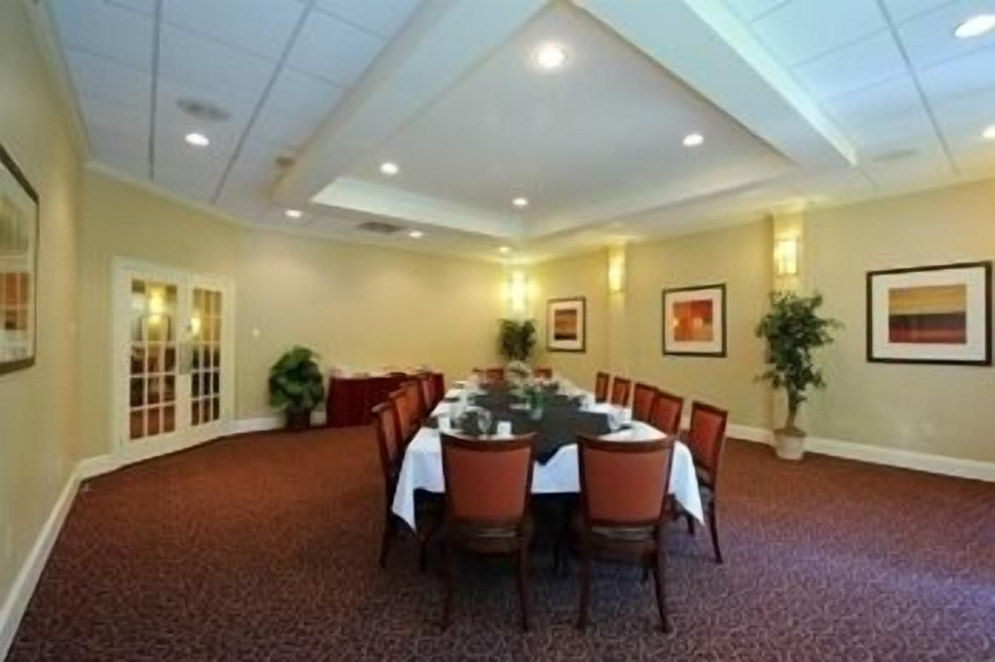 Photo - Budgetel Inn & Suites Atlanta